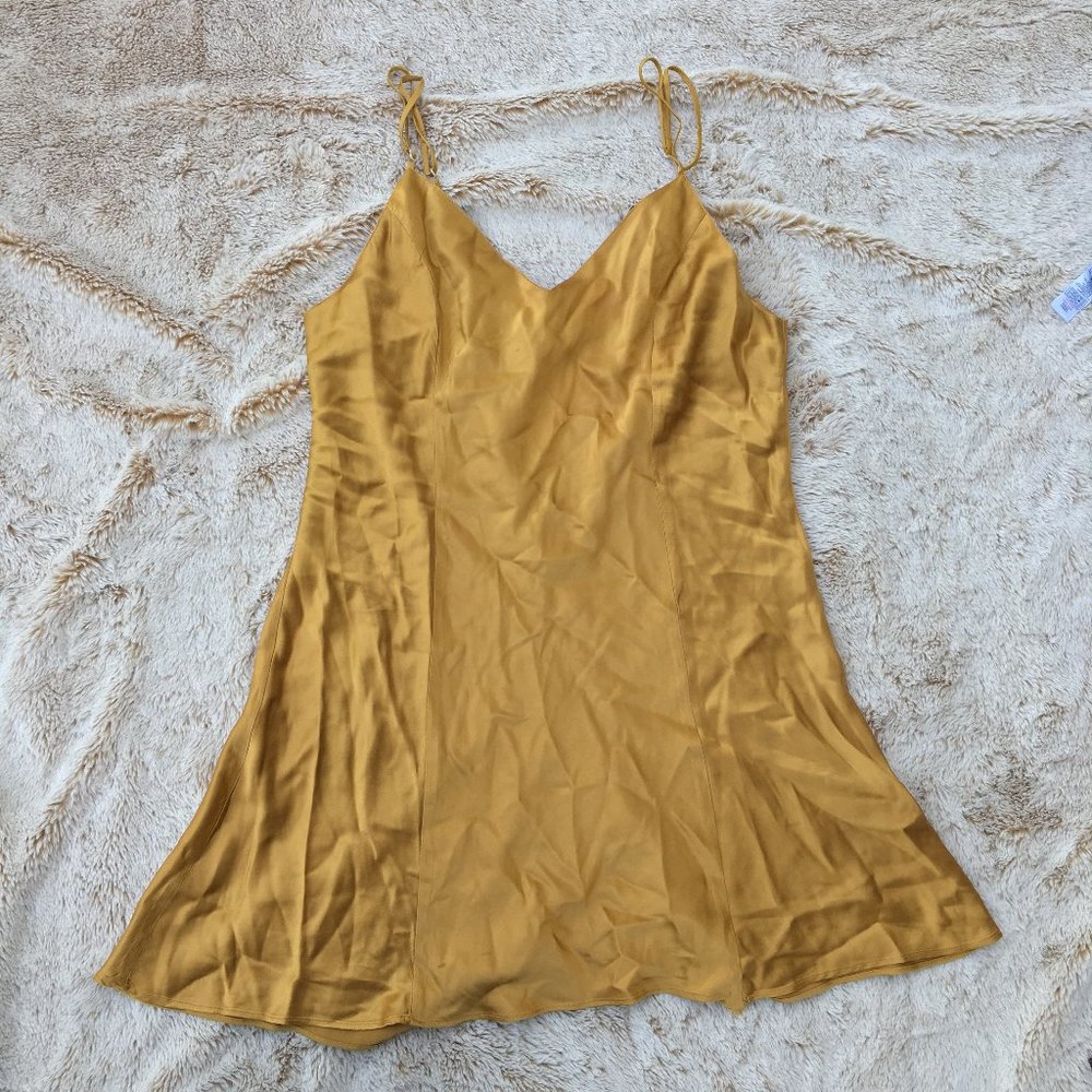 silky flirty nightie ☾